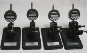 Tri-roll gages
